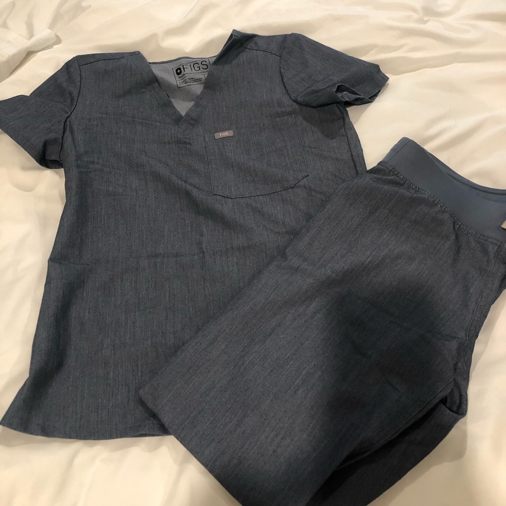 Figs scrubs XS